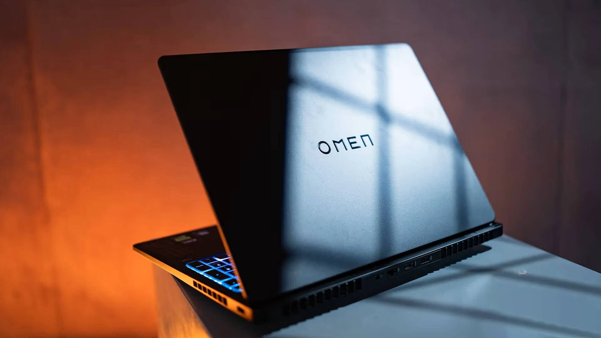 HP OMEN Max 16-AH0076TX (B90KQPA) Laptop Image-6